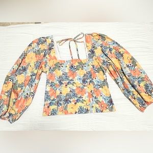 Abercrombie & Fitch | Square Neck Puff Sleeve Top